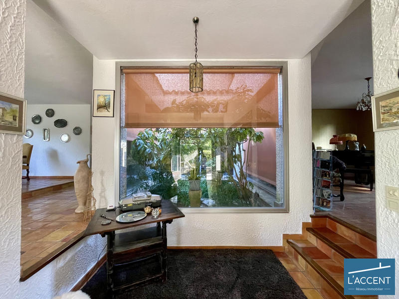 Villa - 230 m² - 7 pièces