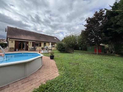 Maison traditionnelle - 96 m² - 5 pièces