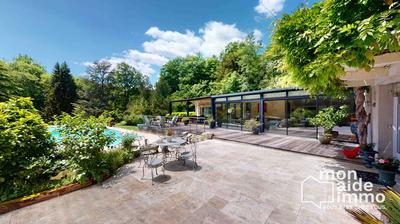 Maison ancienne - 275 m² - 7 pièces