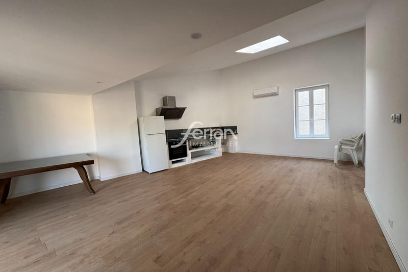 Appartement - 80 m² - 3 pièces