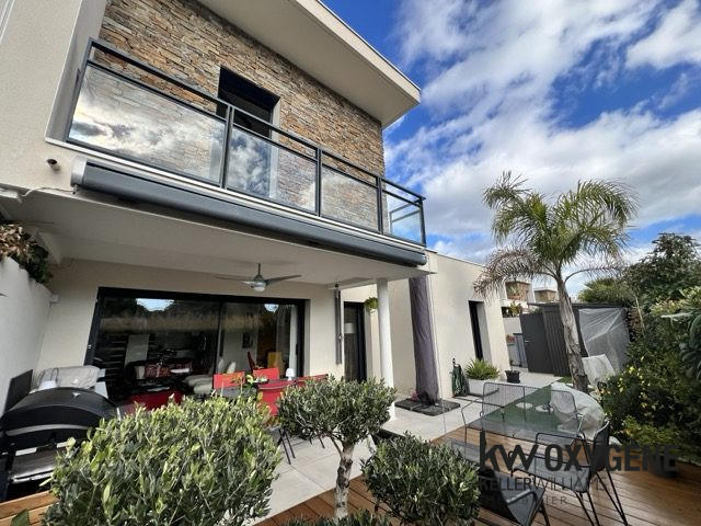 Maison - 98 m² - 5 pièces