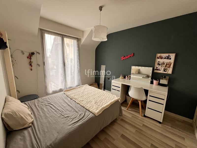 Duplex - 145 m² - 5 pièces