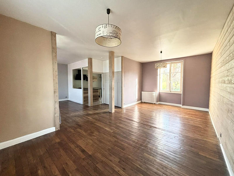 Maison - 97 m² - 5 pièces