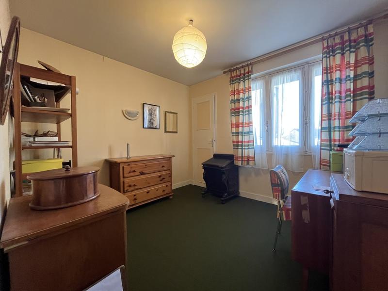 Maison - 135 m² - 8 pièces