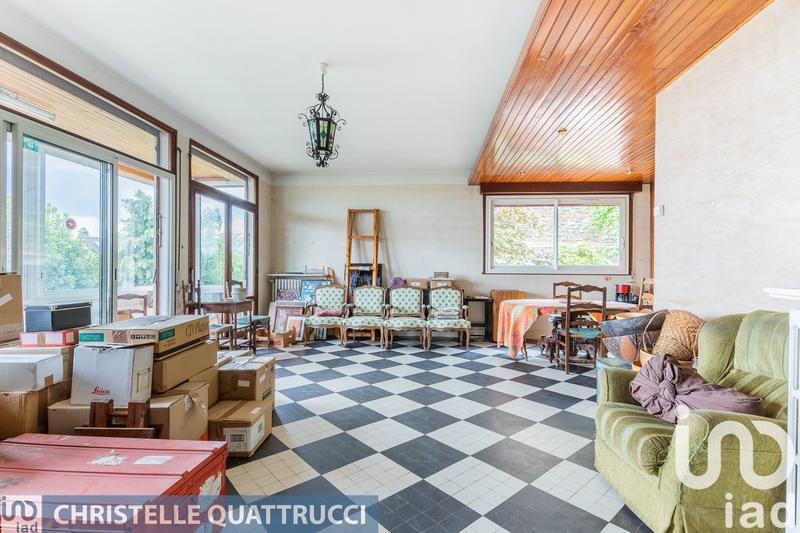 Maison - 182 m² - 8 pièces