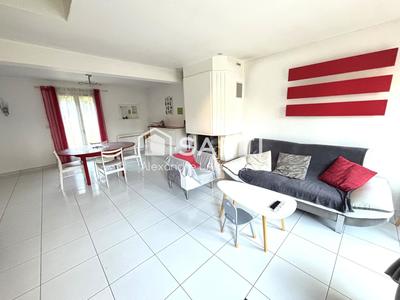 Maison - 111 m² - 6 pièces