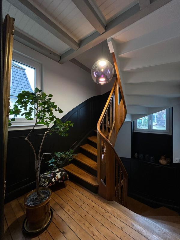 Maison - 200 m² - 8 pièces