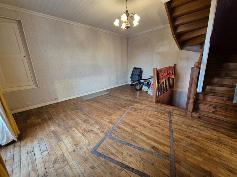 Maison - 95 m² - 5 pièces