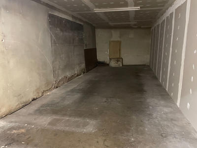 Local commercial - 220 m²