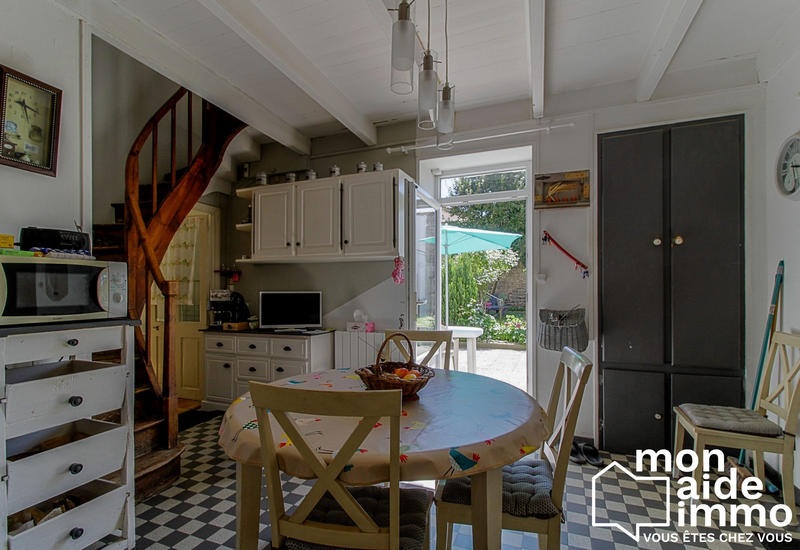 Maison traditionnelle - 135 m² - 5 pièces