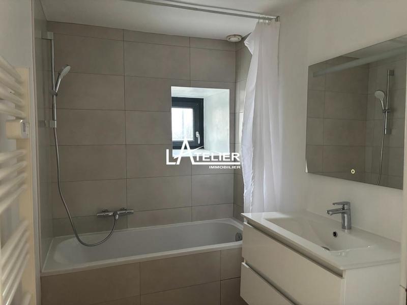 Maison - 159 m² - 8 pièces