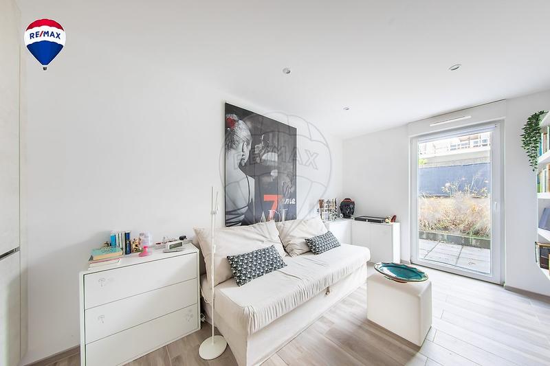 Appartement - 102 m² - 5 pièces