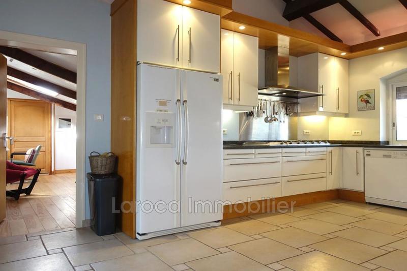 Villa - 167 m² - 6 pièces