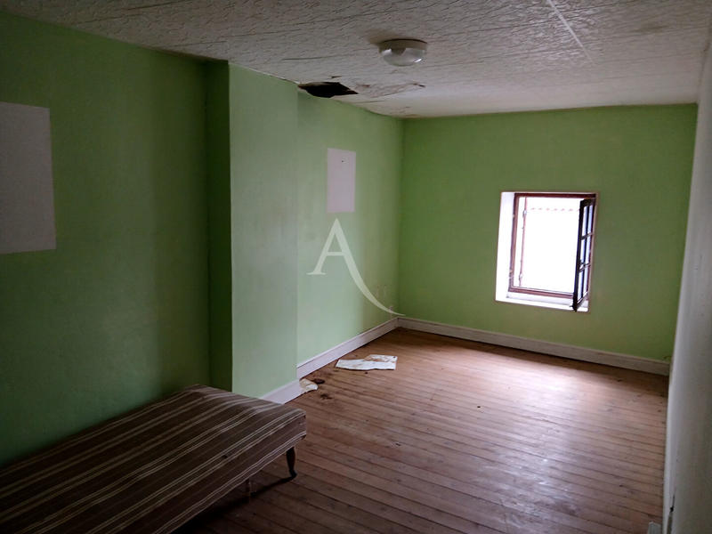 Maison - 141 m² - 5 pièces