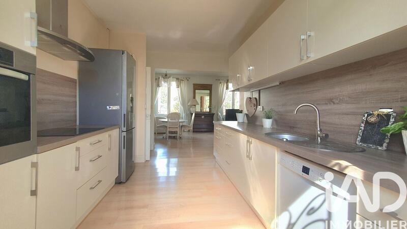 Maison - 140 m² - 5 pièces