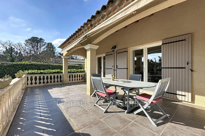 Maison - 153 m² - 8 pièces