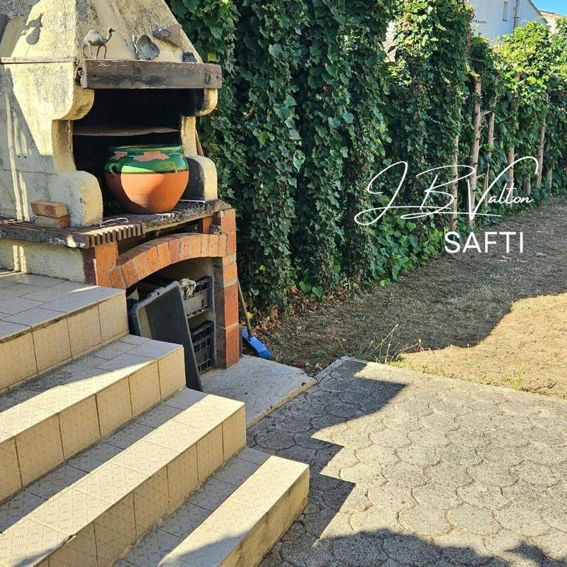 Maison - 100 m² - 6 pièces