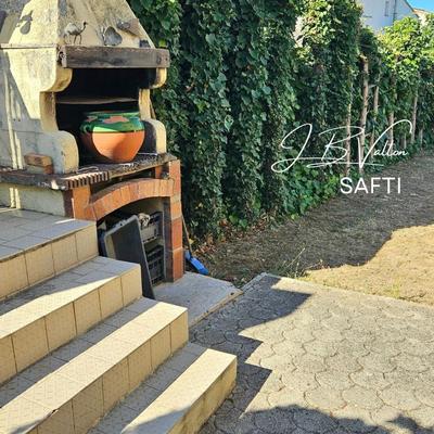 Maison - 100 m² - 6 pièces