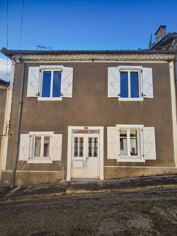 Maison de village - 137 m² - 6 pièces