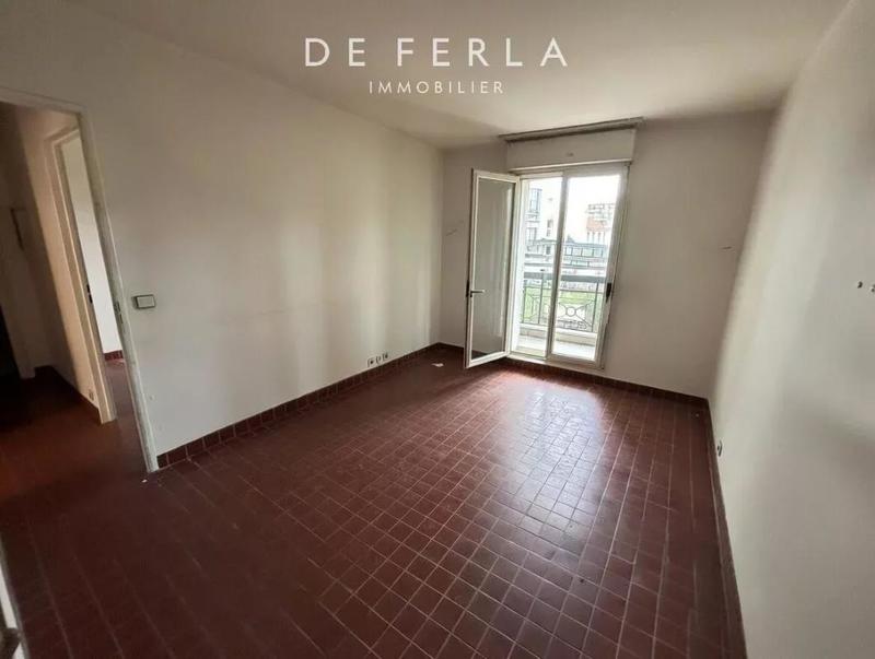Appartement - 97 m² - 5 pièces