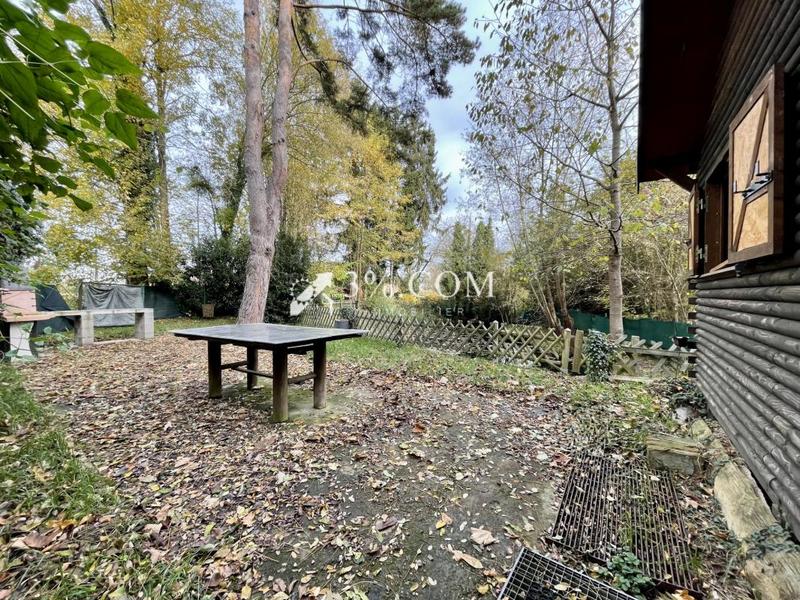 Terrain de loisirs - 1 574 m²