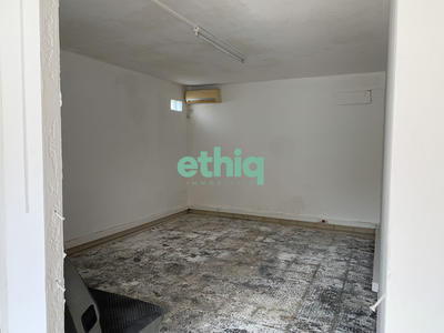 Local commercial - 95 m² - 3 pièces