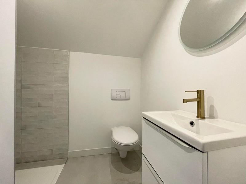 Maison - 95 m² - 5 pièces