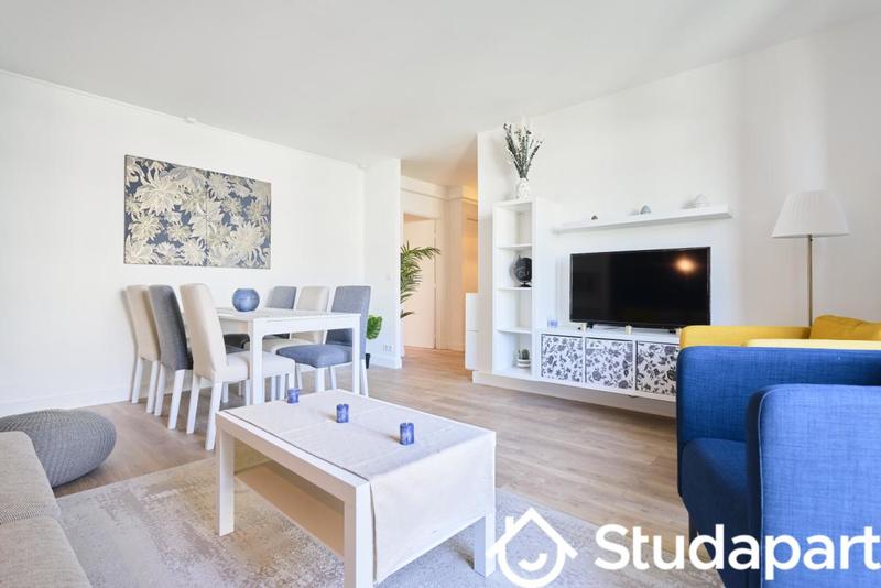 Chambre - 115 m² - 1 pièce