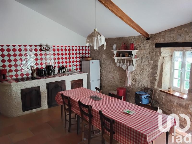 Maison - 160 m² - 16 pièces