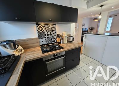 Appartement - 64 m² - 3 pièces