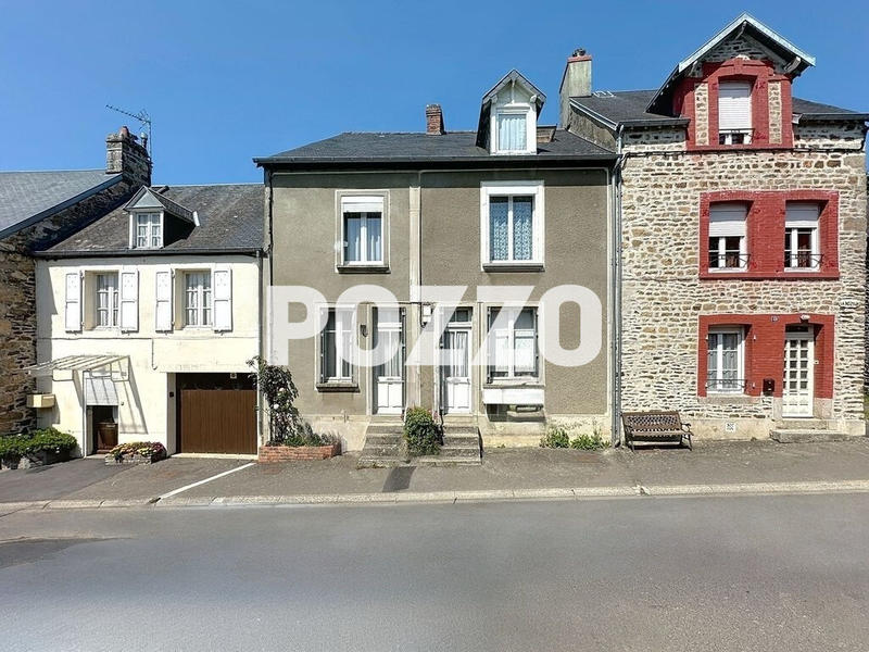 Maison - 99 m² - 6 pièces