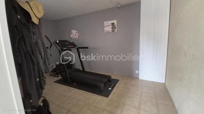 Maison - 210 m² - 7 pièces