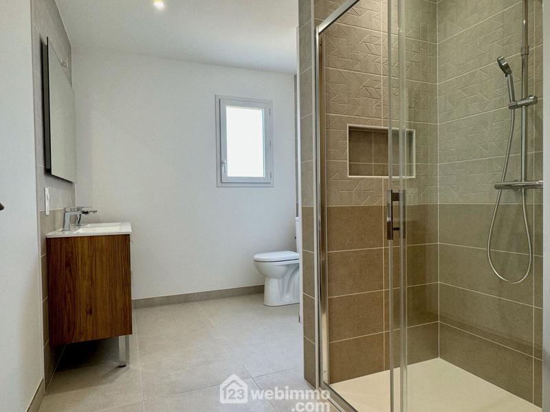 Maison - 95 m² - 4 pièces