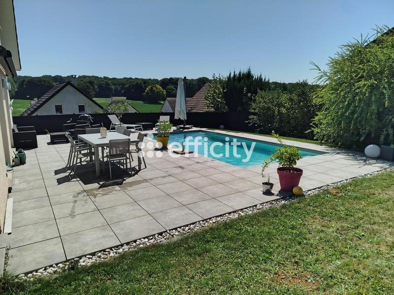 Maison - 150 m² - 6 pièces