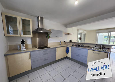 Maison - 148 m² - 6 pièces