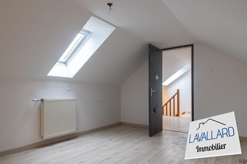 Maison - 92 m² - 6 pièces