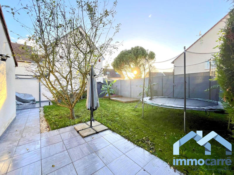 Maison - 100 m² - 5 pièces