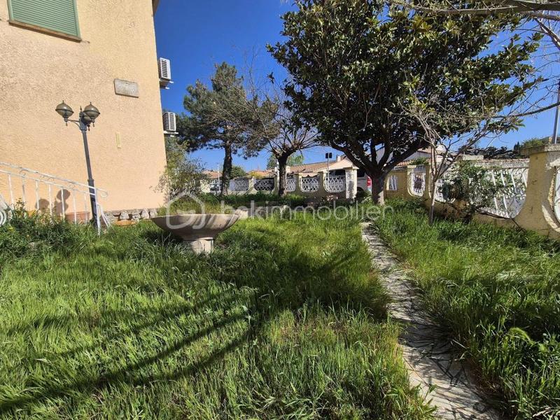 Maison traditionnelle - 162 m² - 6 pièces