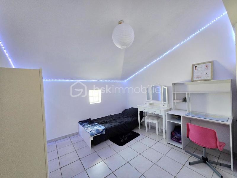 Maison - 111 m² - 5 pièces