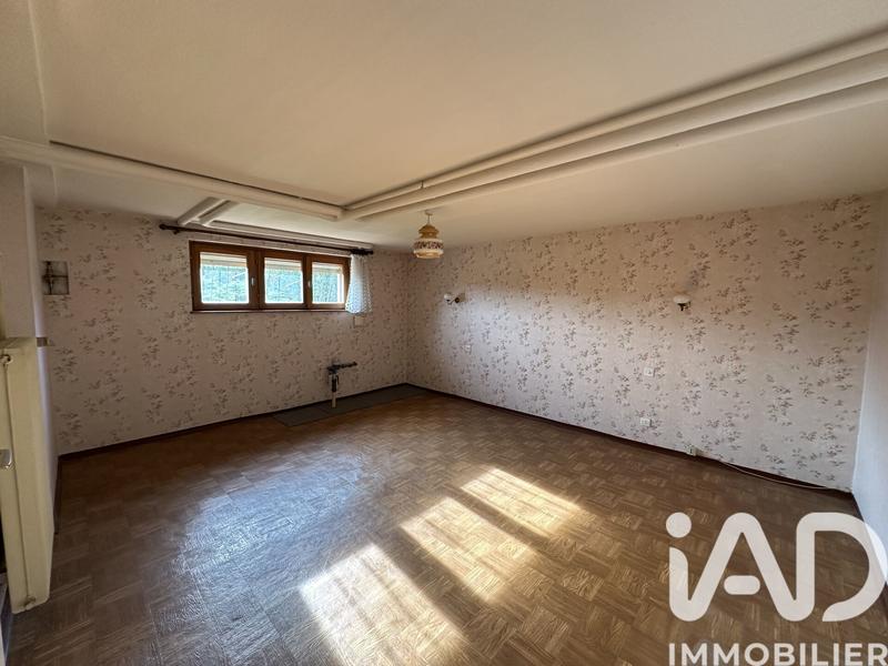 Maison - 218 m² - 7 pièces