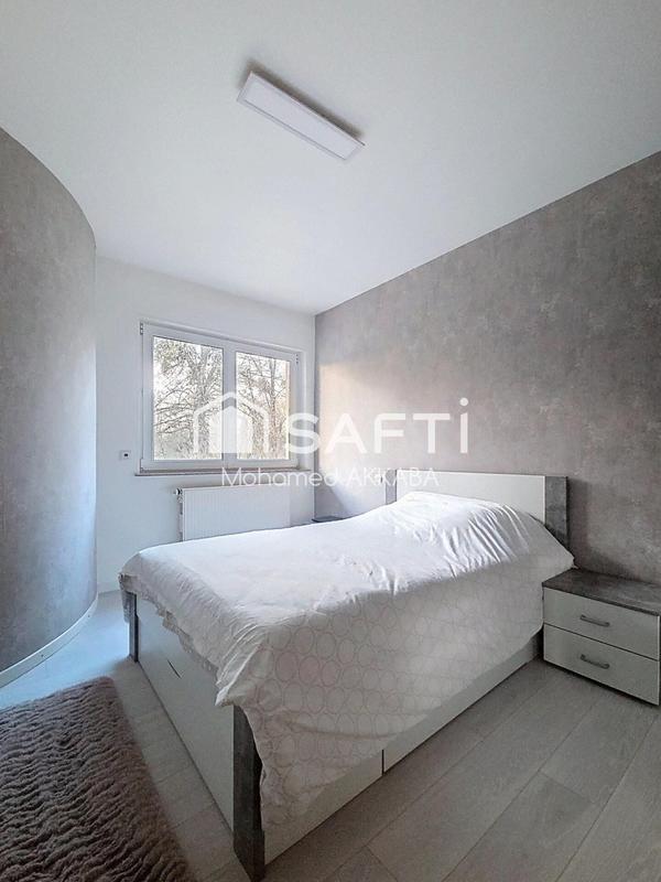 Maison - 184 m² - 6 pièces