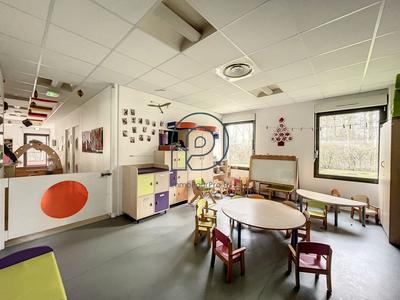 Local d'activités - 218 m²