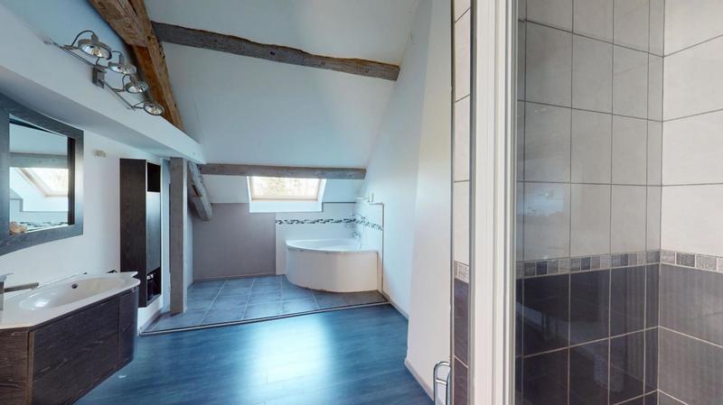 Maison - 570 m² - 15 pièces