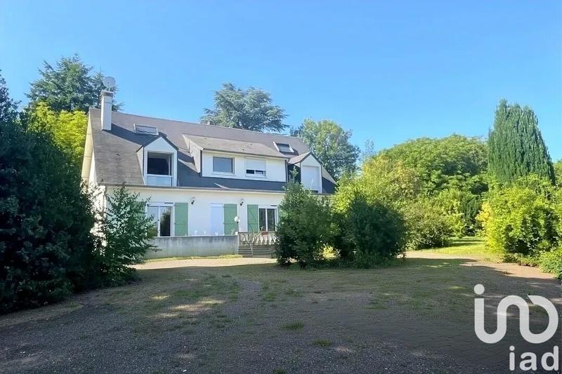 Maison - 257 m² - 12 pièces