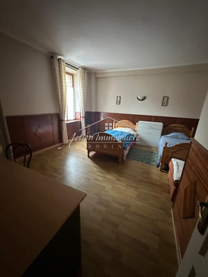 Maison - 183 m² - 6 pièces