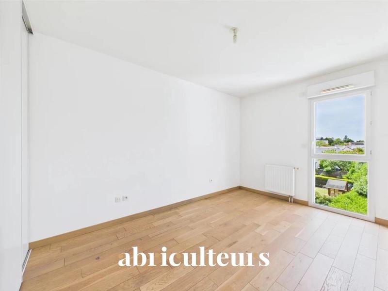 Appartement ancien - 69 m² - 3 pièces