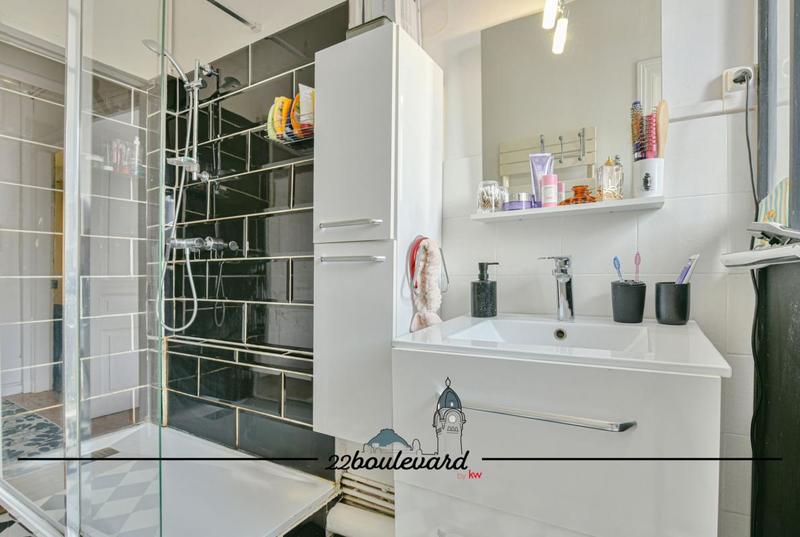 Appartement - 90 m² - 4 pièces