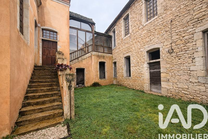 Maison - 200 m² - 6 pièces