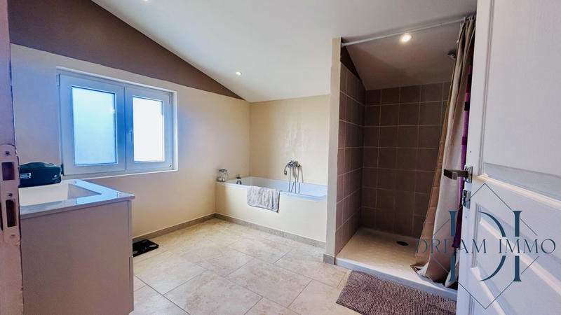 Maison - 73 m² - 3 pièces