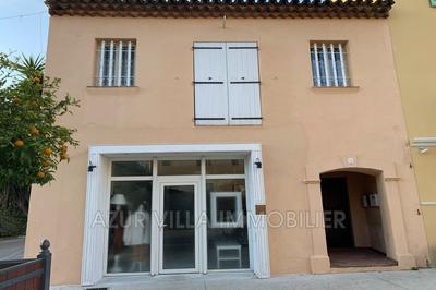 Maison - 220 m² - 7 pièces